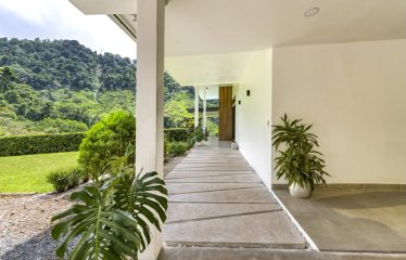 MOUNTAIN PROPERTY WITH THREE BEDROOMS, IN PORTALON – 3.79 ACRES