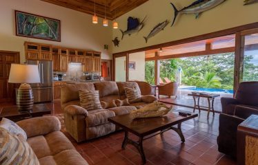 JUNGLE PROPERTY WITH FIVE BEDROOM AND OCEAN VIEWS, IN ESCALERAS – 0.84 ACRES