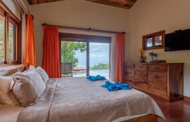 JUNGLE PROPERTY WITH FIVE BEDROOM AND OCEAN VIEWS, IN ESCALERAS – 0.84 ACRES