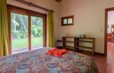 JUNGLE PROPERTY WITH FIVE BEDROOM AND OCEAN VIEWS, IN ESCALERAS – 0.84 ACRES