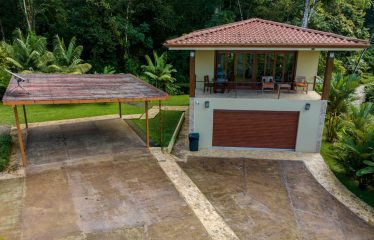 JUNGLE PROPERTY WITH FIVE BEDROOM AND OCEAN VIEWS, IN ESCALERAS – 0.84 ACRES