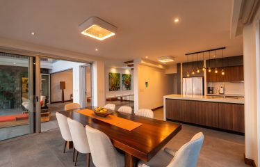 LUXURY PROPERTY WITH FOUR BEDROOM, AND PANORAMIC VIEWS OF THE OCEAN, IN PLAYA HERMOSA – 0.72 ACRES