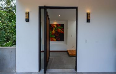 LUXURY PROPERTY WITH FOUR BEDROOM, AND PANORAMIC VIEWS OF THE OCEAN, IN PLAYA HERMOSA – 0.72 ACRES