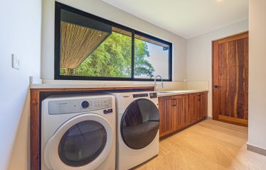 LUXURY PROPERTY WITH THREE BEDROOM WITH SUNSET VIEWS IN UVITA – 0.48 ACRES