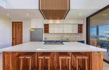 LUXURY PROPERTY WITH THREE BEDROOM WITH SUNSET VIEWS IN UVITA – 0.48 ACRES