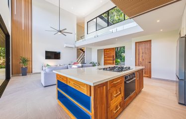 LUXURY PROPERTY WITH THREE BEDROOM WITH SUNSET VIEWS IN UVITA – 0.48 ACRES