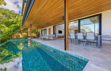 LUXURY PROPERTY WITH THREE BEDROOM WITH SUNSET VIEWS IN UVITA – 0.48 ACRES