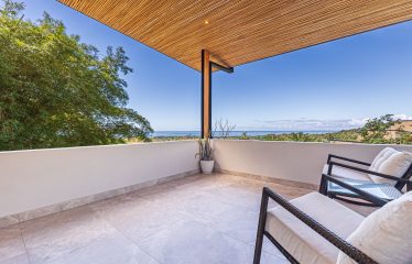 LUXURY PROPERTY WITH THREE BEDROOM WITH SUNSET VIEWS IN UVITA – 0.48 ACRES