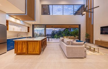 LUXURY PROPERTY WITH THREE BEDROOM WITH SUNSET VIEWS IN UVITA – 0.48 ACRES