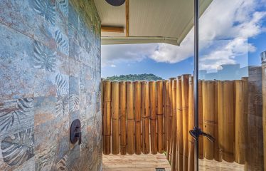 LUXURY PROPERTY WITH FOUR BEDROOM AND PANORAMICS VIEWS OF THE MOUNTAIN, IN QUEPOS – 1.5 ACRES