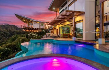 LUXURY PROPERTY WITH FOUR BEDROOM AND PANORAMICS VIEWS OF THE MOUNTAIN, IN QUEPOS – 1.5 ACRES