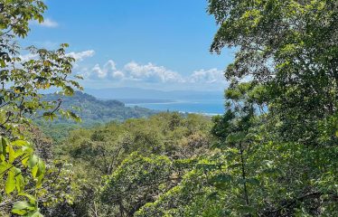 TWO FLOOR PROPERTY WITH THREE BEDROOM AND MOUNTAIN VIEWS, IN OJOCHAL – 1.58 ACRES