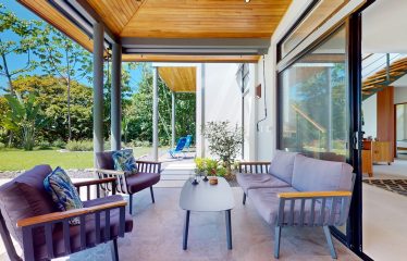 TWO FLOOR PROPERTY WITH THREE BEDROOM AND MOUNTAIN VIEWS, IN OJOCHAL – 1.58 ACRES