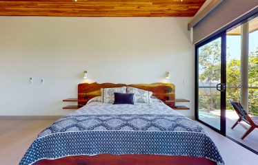 TWO FLOOR PROPERTY WITH THREE BEDROOM AND MOUNTAIN VIEWS, IN OJOCHAL – 1.58 ACRES