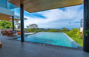 LUXURY PROPERTY WITH FOUR BEDROOM, AND PANORAMIC VIEWS OF THE OCEAN, IN PLAYA HERMOSA – 0.72 ACRES