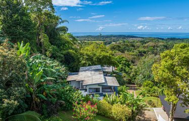 LUXURY PROPERTY WITH THREE BEDROOM WITH SUNSET VIEWS IN UVITA – 0.48 ACRES