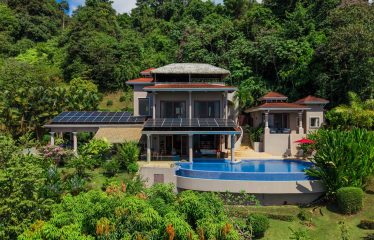 LUXURY PROPERTY WITH FOUR BEDROOM AND OCEAN FRONT VIEWS, IN SAN MARTIN – 1.52 ACRES