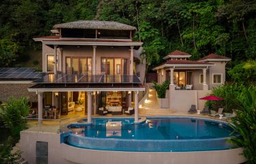 LUXURY PROPERTY WITH FOUR BEDROOM AND OCEAN FRONT VIEWS, IN SAN MARTIN – 1.52 ACRES