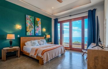 LUXURY PROPERTY WITH FOUR BEDROOM AND OCEAN FRONT VIEWS, IN SAN MARTIN – 1.52 ACRES