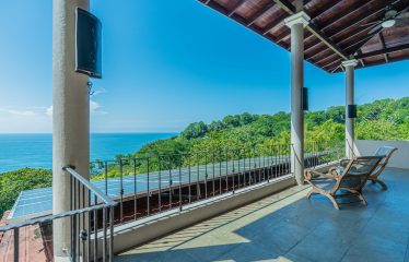 LUXURY PROPERTY WITH FOUR BEDROOM AND OCEAN FRONT VIEWS, IN SAN MARTIN – 1.52 ACRES