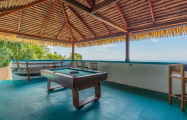 LUXURY PROPERTY WITH FOUR BEDROOM AND OCEAN FRONT VIEWS, IN SAN MARTIN – 1.52 ACRES