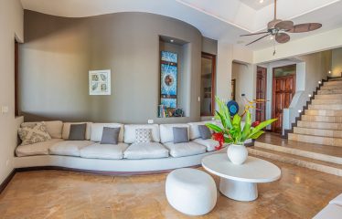 LUXURY PROPERTY WITH FOUR BEDROOM AND OCEAN FRONT VIEWS, IN SAN MARTIN – 1.52 ACRES