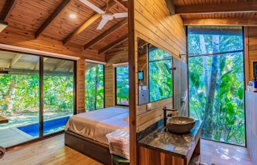 LUXURY PROPERTY WITH FOUR BEDROOM AND OCEAN FRONT VIEWS, IN SAN MARTIN – 1.52 ACRES