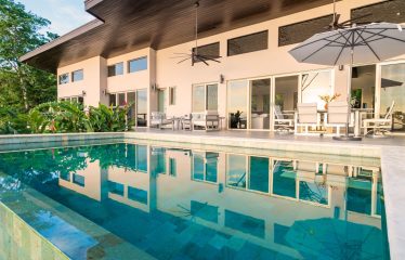 PROPERTY WITH THREE BEDROOM AND PANORAMIC OCEAN VIEWS, IN PORTALON – 3.8 ACRES