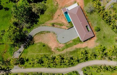 LUXURY PROPERTY WITH FOUR BEDROOMS IN A GATED COMMUNITY, IN GALLEGA NARANJITO – 3.1 ACRES