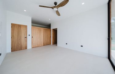 LUXURY PROPERTY WITH FOUR BEDROOMS IN A GATED COMMUNITY, IN GALLEGA NARANJITO – 3.1 ACRES