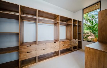 LUXURY PROPERTY WITH FOUR BEDROOMS IN A GATED COMMUNITY, IN GALLEGA NARANJITO – 3.1 ACRES