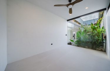 LUXURY PROPERTY WITH FOUR BEDROOMS IN A GATED COMMUNITY, IN GALLEGA NARANJITO – 3.1 ACRES