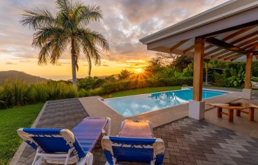 LUXURY PROPERTY WITH THREE BEDROOM AND OCEAN VIEWS, IN PLATANILLO – 5.67 ACRES