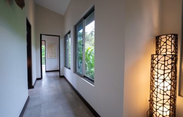 PROPERTY WITH THREE BEDROOM AND PANORAMIC OCEAN VIEWS, IN PORTALON – 3.8 ACRES