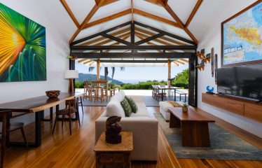 LUXURY PROPERTY WITH THREE BEDROOM AND OCEAN VIEWS, IN PLATANILLO – 5.67 ACRES