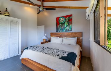 LUXURY PROPERTY WITH THREE BEDROOM AND OCEAN VIEWS, IN PLATANILLO – 5.67 ACRES