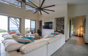 PROPERTY WITH THREE BEDROOM AND PANORAMIC OCEAN VIEWS, IN PORTALON – 3.8 ACRES