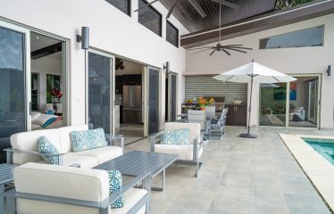 PROPERTY WITH THREE BEDROOM AND PANORAMIC OCEAN VIEWS, IN PORTALON – 3.8 ACRES