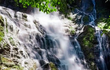 DEVELOPMENT PROPERTY WITH OCEAN VIEWS AND A PRIVATE CASCADE, IN GUAPIL – 12.7 ACRES