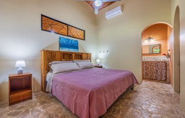 PROPERTY WITH TWO BEDROOMS IN THE MIDDLE OF THE NATURE, IN SAVEGRE – 9 ACRES