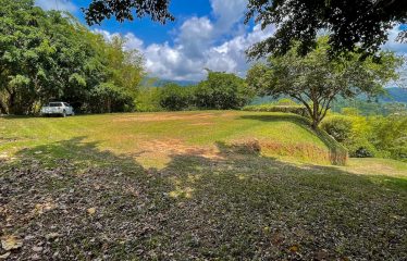 BUILDING PROPERTY WITH OCEAN VIEWS, NEAR TO THE WATERFALL, IN UVITA – 1.93 ACRES