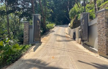 BUILDING PROPERTY WITH OCEAN VIEWS, NEAR TO THE WATERFALL, IN UVITA – 1.93 ACRES