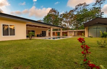 LUXURY PROPERTY WITH THREE BEDROOMS NEAR TO THE TOWN, IN BAHIA BALLENA – 0.15 ACRES