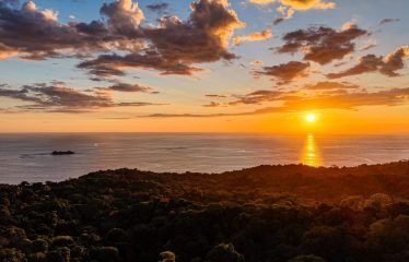 CASA POR FIN – ICONIC OCEAN VIEW ESTATE WITH PRIVATE RAINFOREST SANCTUARY