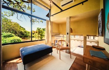 CASA JAVA PROPERTY WITH EIGHT BEDROOM WITH OCEAN VIEWS, IN MANUEL ANTONIO – 0.20 ACRES