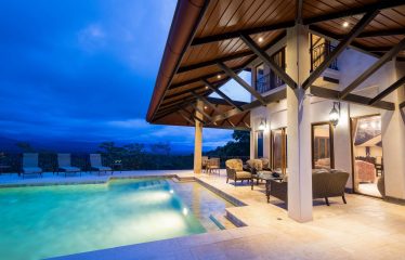 PROPERTY WITH TWELVE BEDROOMS IN A GATED COMMUNITY IN QUEPOS – 1.51 ACRES
