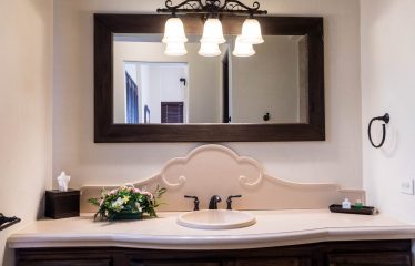 PROPERTY WITH TWELVE BEDROOMS IN A GATED COMMUNITY IN QUEPOS – 1.51 ACRES