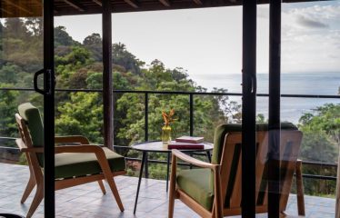 CASA JAVA PROPERTY WITH EIGHT BEDROOM WITH OCEAN VIEWS, IN MANUEL ANTONIO – 0.20 ACRES