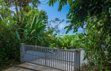 LUXURY PROPERTY WITH TWO BEDROOMS AND OCEAN VIEWS, IN UVITA – 3.64 ACRES