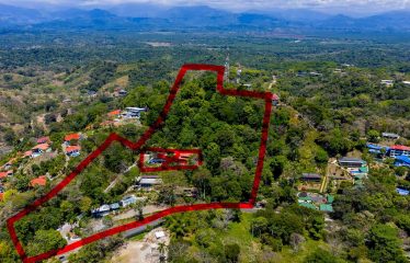 COMMERCIAL PROPERTY WITH OCEAN VIEWS IN QUEPOS – 8.64 ACRES